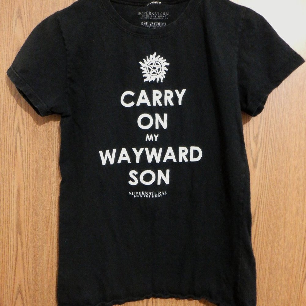 Juniors Size L Carry On My Wayward Son Join the Hunt Supernatural Shirt Black